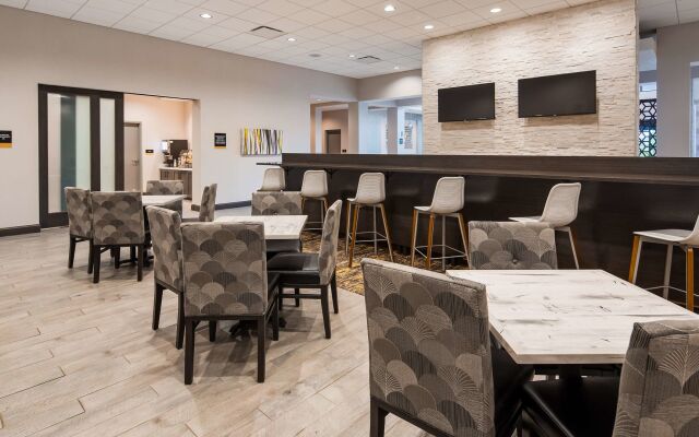 Best Western Plus Cranberry-Pittsburgh North