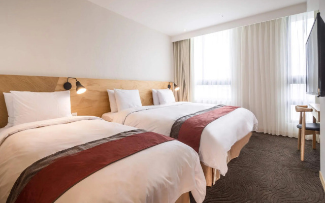 Green World NanGang Hotel