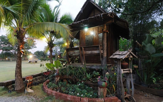 Mam's Village