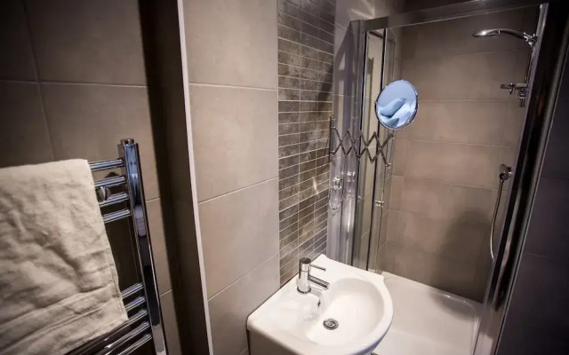 Celebrity Apartments