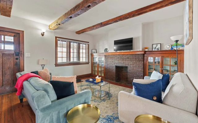 Tibet Twins 1 Cozy Stay for 6