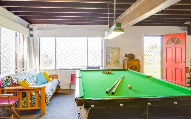 OSPREY Gerroa 4pm check out Sundays