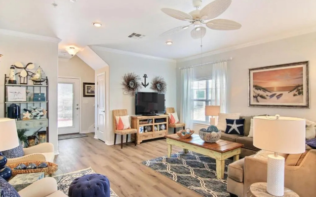 Shell Yeah by Silver Sands Vacation Rentals