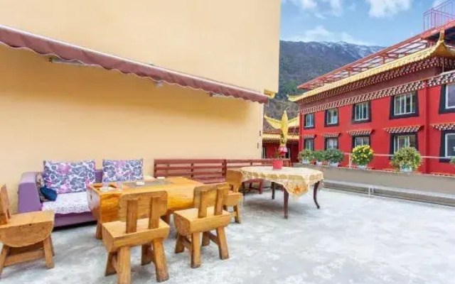 Kangding Yizhuo Homestay