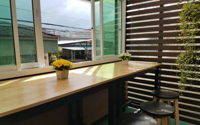 V-House Hotel