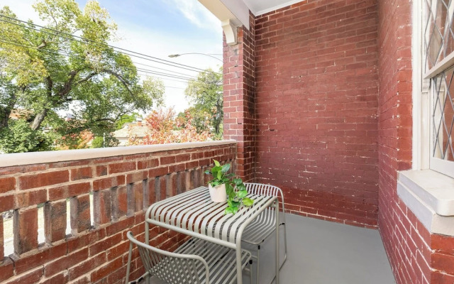 Simpson Street Apartments by Urban Rest