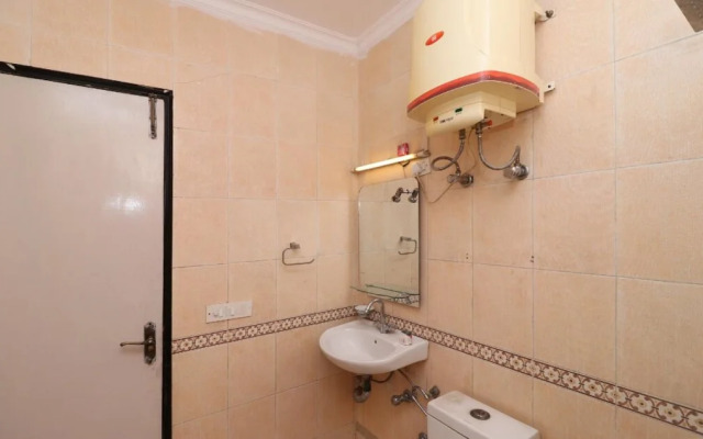 Cybercity Rooms & Suites by OYO Rooms