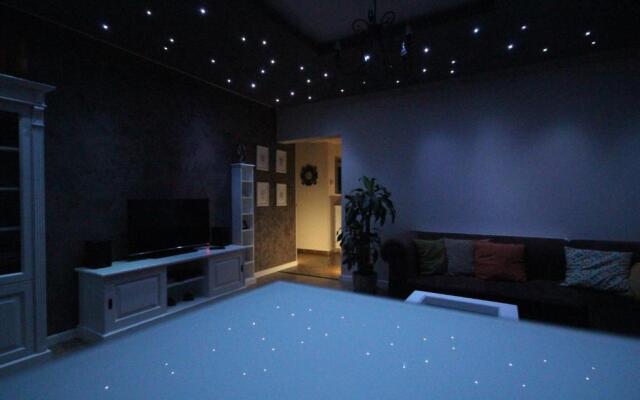 Majestic Residence