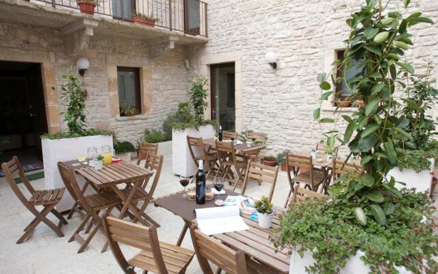 Residence San Martino- Rooms & Suite Apartments