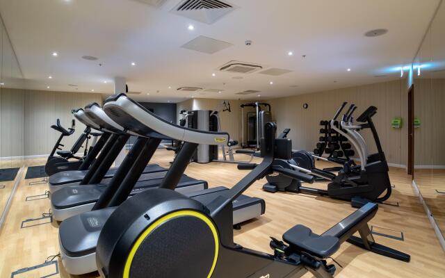 Crowne Plaza London Heathrow T4 by IHG