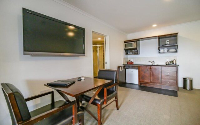 Aotea Motor Lodge
