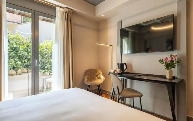Loly Boutique Hotel