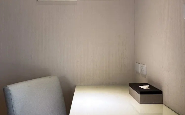 ElEnce Hotel