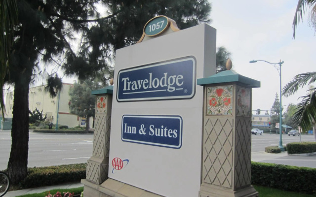 Travelodge Inn & Suites by Wyndham Anaheim on Disneyland Dr