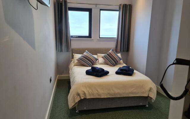 No 10 Ocean Cabins - Saundersfoot Harbour - Saundersfoot
