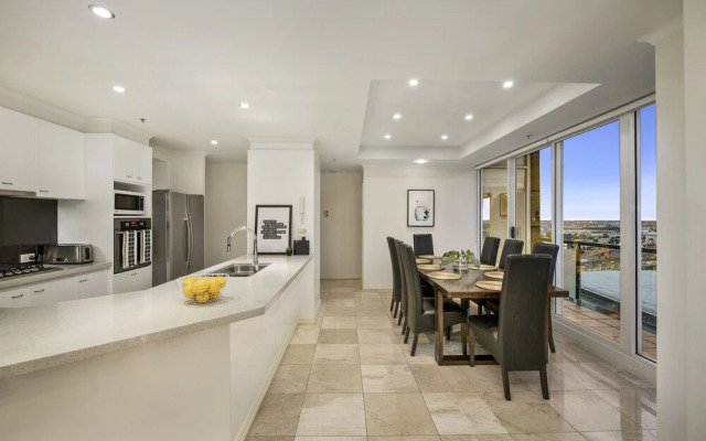 3 Bedroom Inner City Penthouse