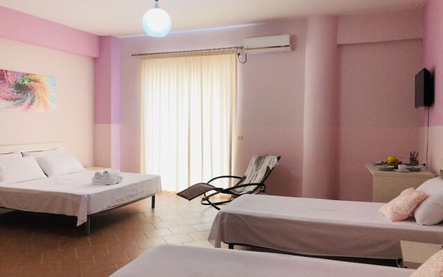 Judi Aparthotel
