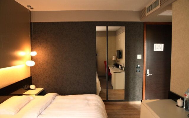 Hotel Huaxia Milano