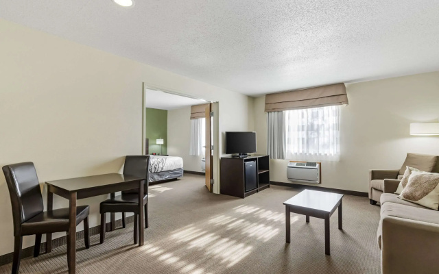 Sleep Inn & Suites Charles City