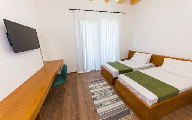 Alban Eco Hotel