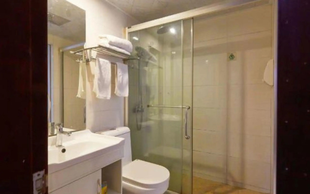 Yintian Business Hotel