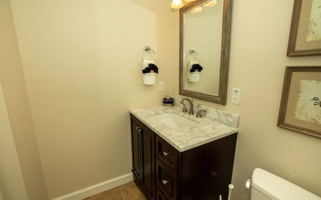 Dolphin Point 701a 3 Bedroom Condo by Redawning