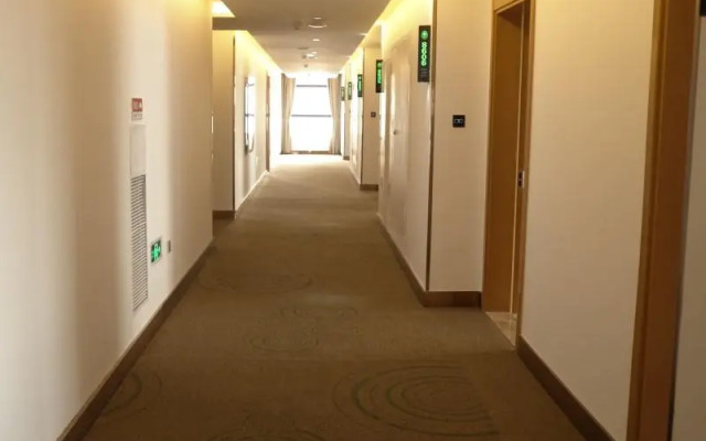 GreenTree Inn Jiaxing Haiyan County Passenger Depot Branch