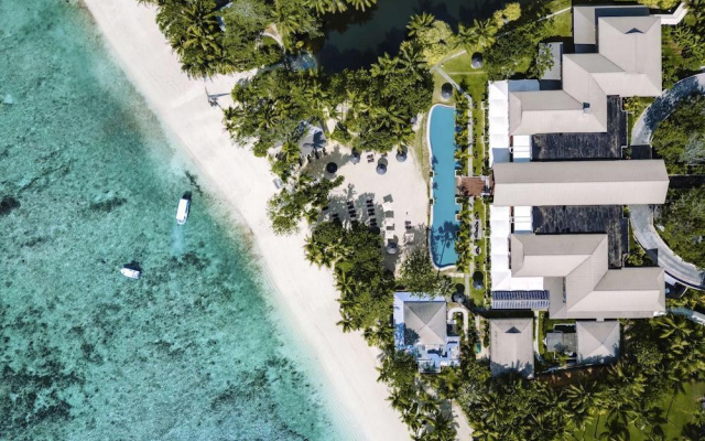 The Plantation Club / Beach Resort