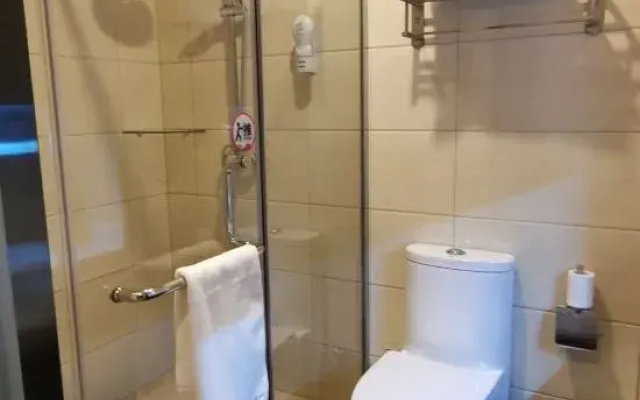 7 Days Premium Hotel (Lulong Bus Station Yongwang Street)