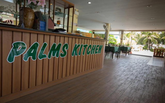 Twin Palms Resort