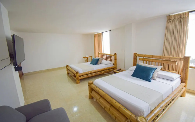 Hotel Toledo Plaza