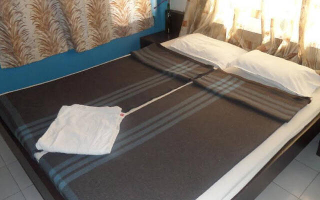 Hotel Abhishek