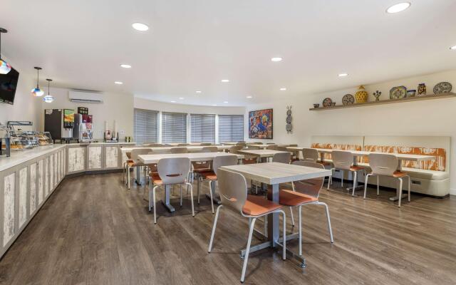 Best Western Rose Garden Inn