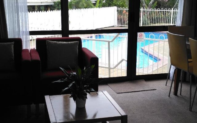 Cherry Grove Motel