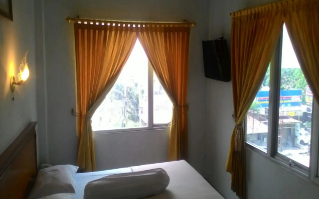 OYO 487 Gajah Mada Hotel