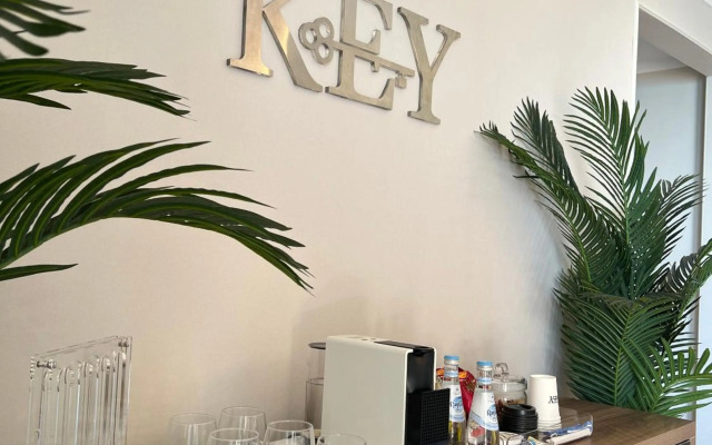 The Key - Luxury Apartment