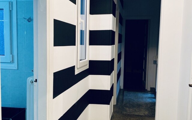 Acropolis detached house
