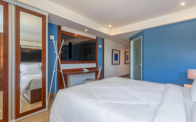 DOM Barra Hotel