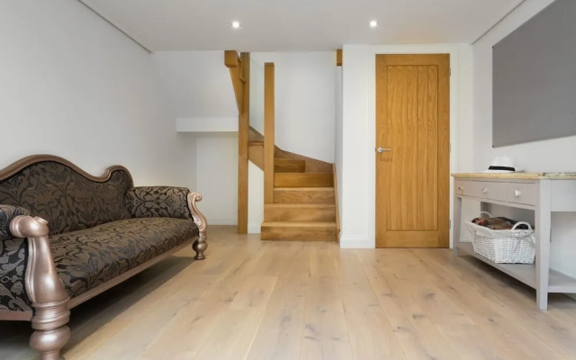 Wharton House Mews Retreat for two