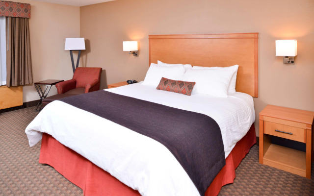 Best Western Plus Olympic Inn