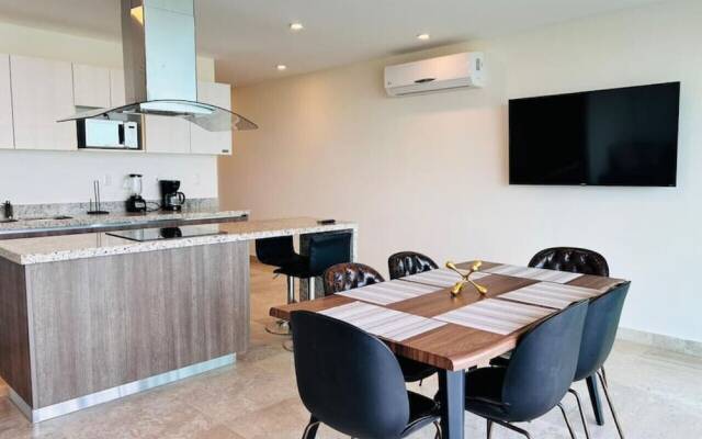 Central 102 Apartments