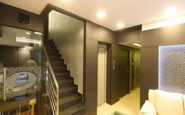 OYO Rooms Anna Salai Greams Road Apollo