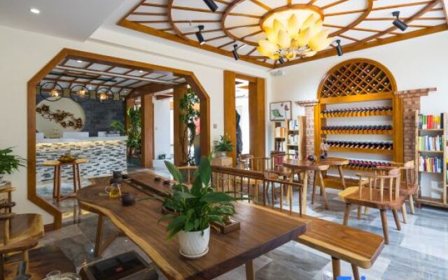 Shui Zhi Pan Lake View Inn