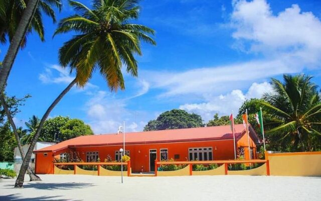 Magoodhoo Inn