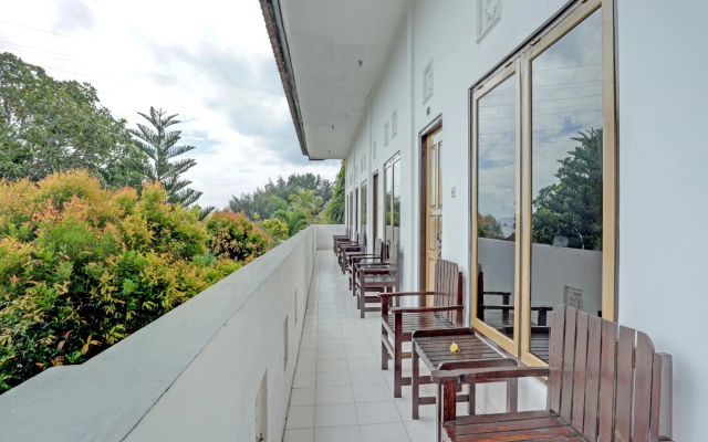 OYO 3096 Hotel Dewi Warsiki