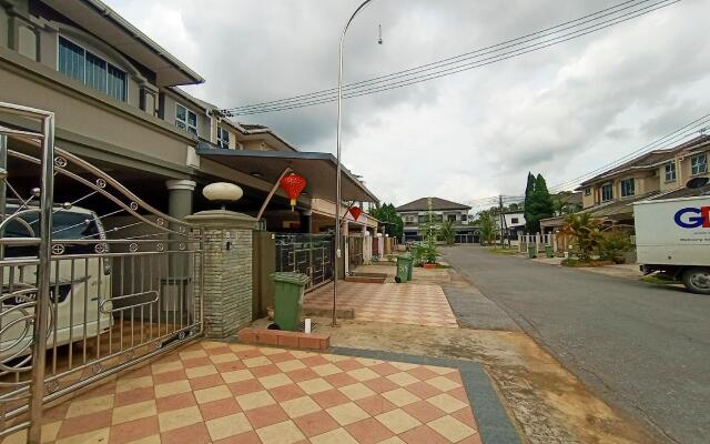 OYO 90216 Sunny Hill Homestay