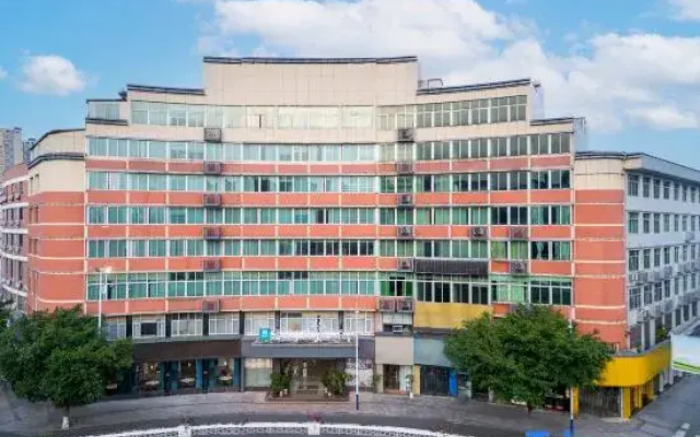 Tuke China Hotel (Pingyang Shuitou Dazhuanpan Branch)