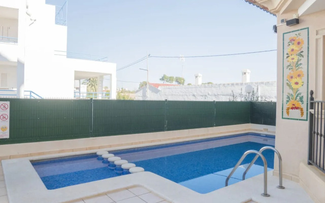 Marineu Los Almendros