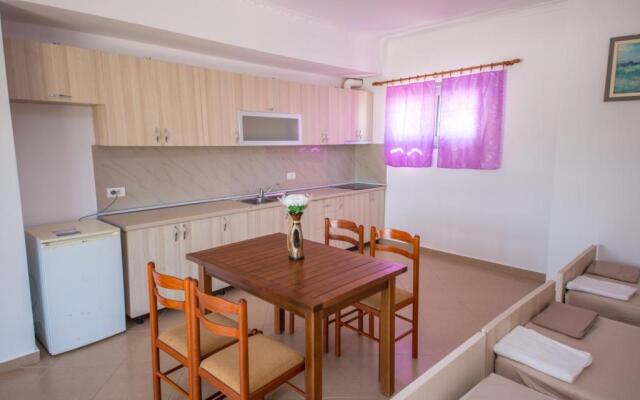 Himara Apartments