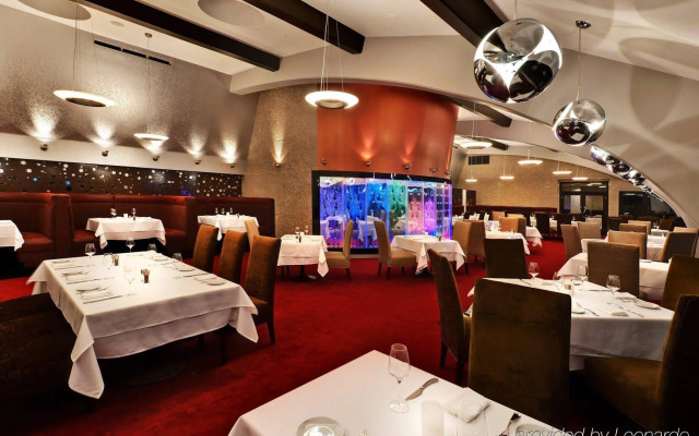 Renaissance Reno Downtown Hotel & Spa